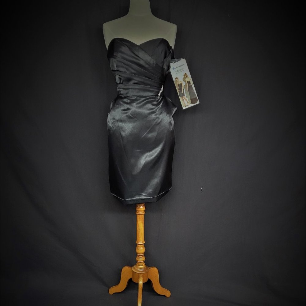 Brand NWT cocktail strapless dress